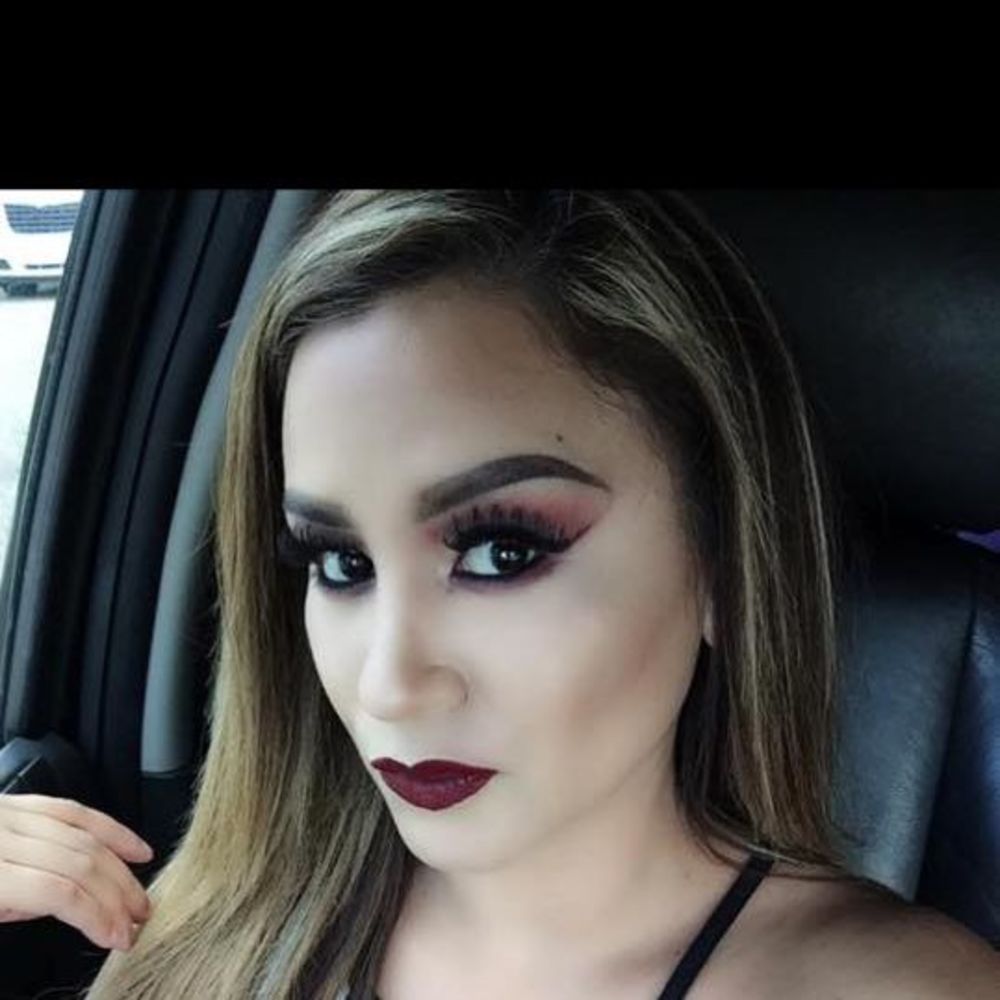 Meet your Posher, Angelica